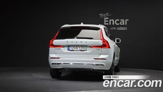 Volvo XC60 2025 — Фото 4/20