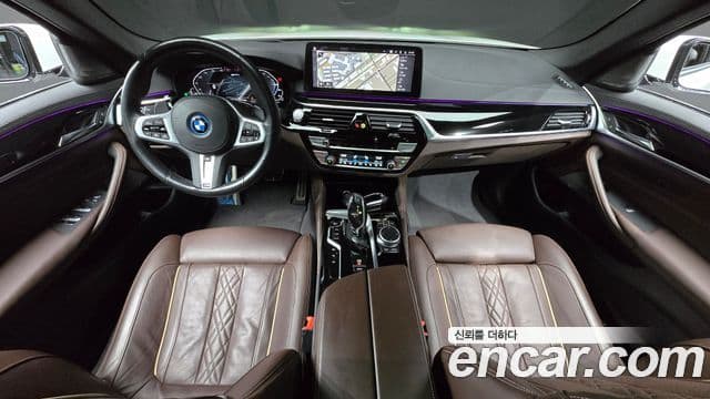 BMW 5 Series 2021 — Şəkil 7/20