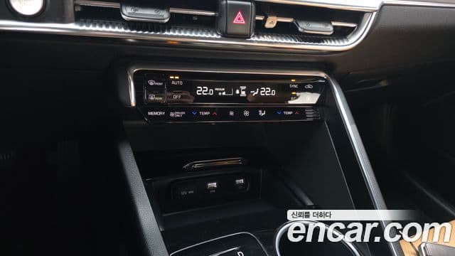 Kia K5 2021 — Şəkil 17/20