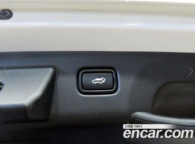 Kia Seltos 2023 — Şəkil 15/20
