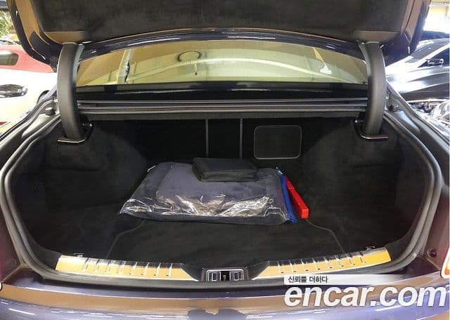 Bentley Flying Spur 2023 — Şəkil 3/20