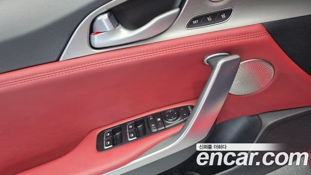 Kia Stinger 2020 — Şəkil 20/20