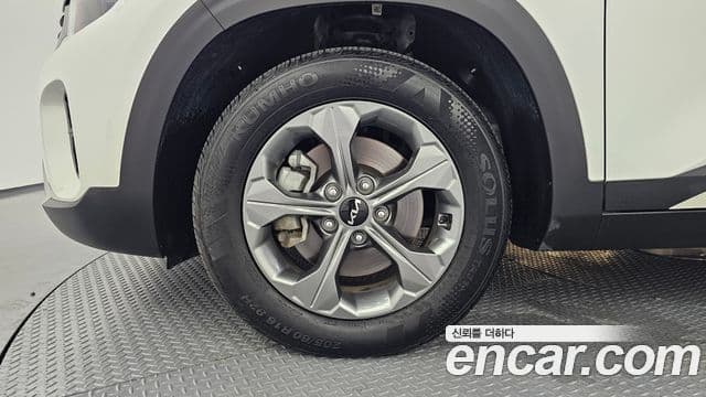 Kia Seltos 2025 — фото 4 из 20