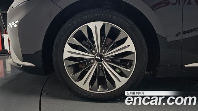 Kia K8 2022 — Şəkil 5/20
