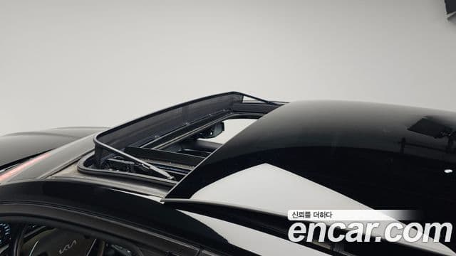 Kia K8 2022 — Şəkil 17/20