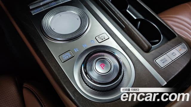 Genesis Electrified G80 2020 — Şəkil 9/20