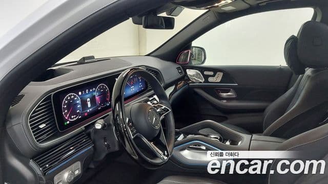 Mercedes-Benz GLS-Class 2025 — Фото 8/18