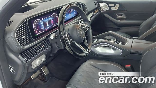Mercedes-Benz GLS-Class 2025 — Фото 13/18