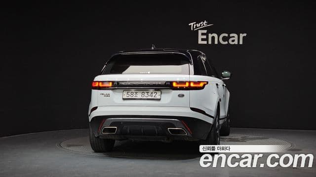 Land Rover Range Rover Velar 2018 — Фото 4/20