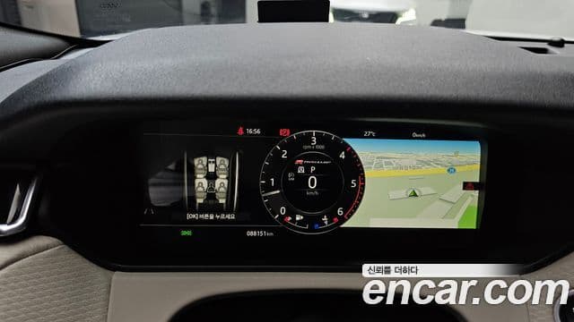 Land Rover Range Rover Velar 2018 — Фото 8/20