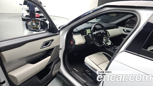 Land Rover Range Rover Velar 2018 — Фото 10/20