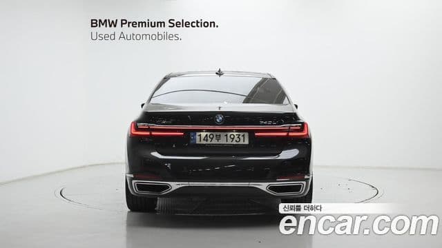 BMW 7 Series 2022 — ფოტო 4/20