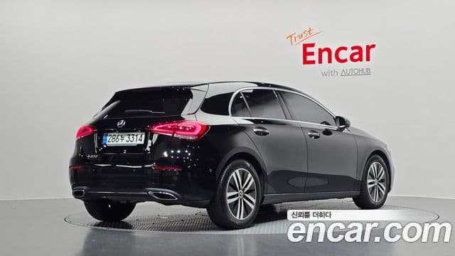 Mercedes-Benz A-Class 2021 — Фото 2/20