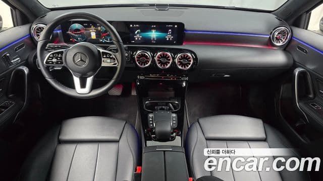 Mercedes-Benz A-Class 2021 — Фото 10/20