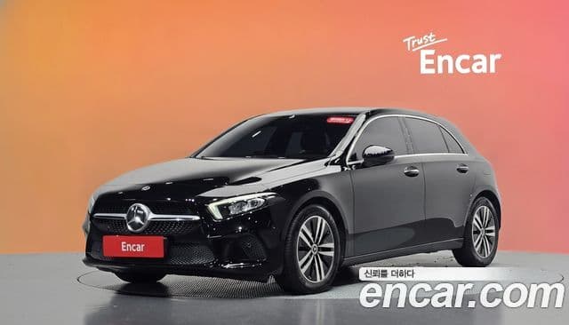 Mercedes-Benz A-Class 2021 — Фото 1/20