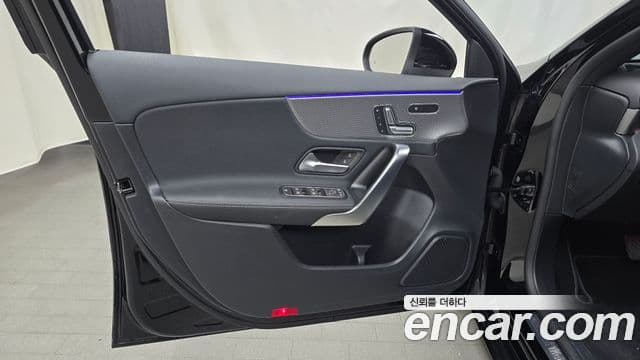 Mercedes-Benz A-Class 2021 — Şəkil 1/31