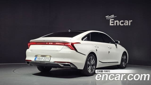 Kia K8 2023 — Şəkil 2/20