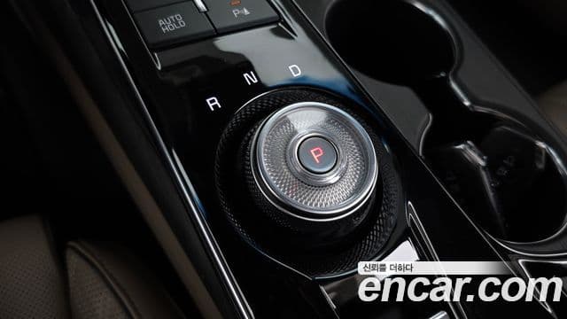 Kia K8 2023 — Şəkil 9/20