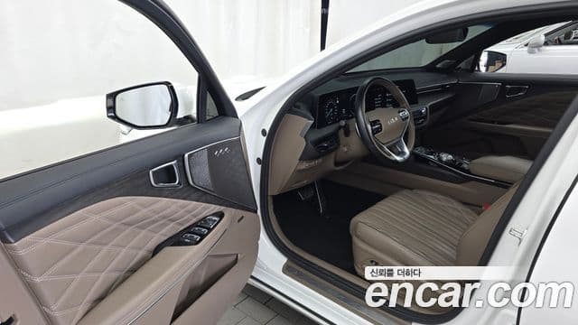 Kia K8 2023 — Şəkil 10/20