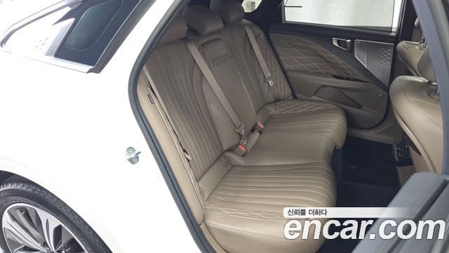 Kia K8 2023 — Şəkil 12/20