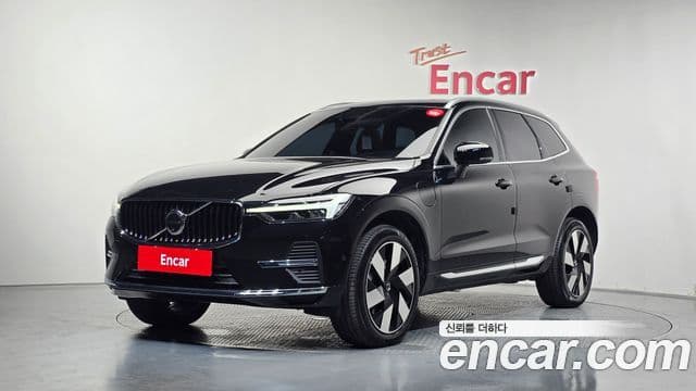 Volvo XC60 2025 — Фото 9/20