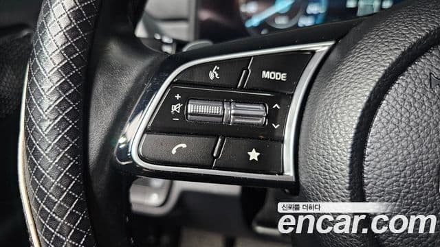 Kia Seltos 2025 — ფოტო 15/20