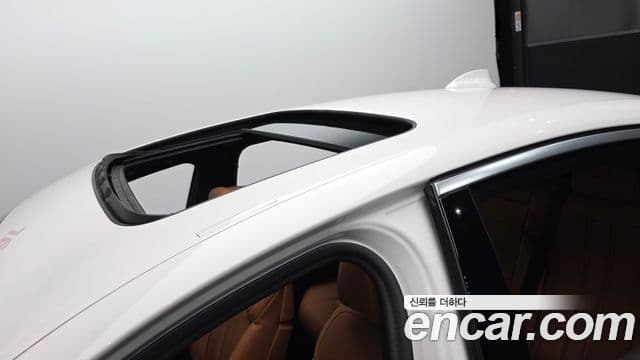 BMW 5 Series 2021 — ფოტო 15/20