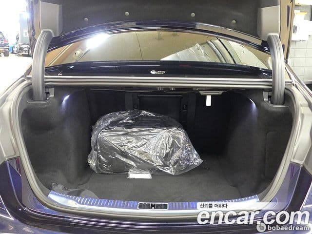 Mercedes-Benz S-Class 2023 — Şəkil 19/20