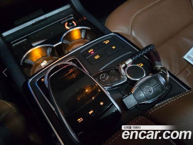 Mercedes-Benz GLE-Class 2018 — Şəkil 10/10