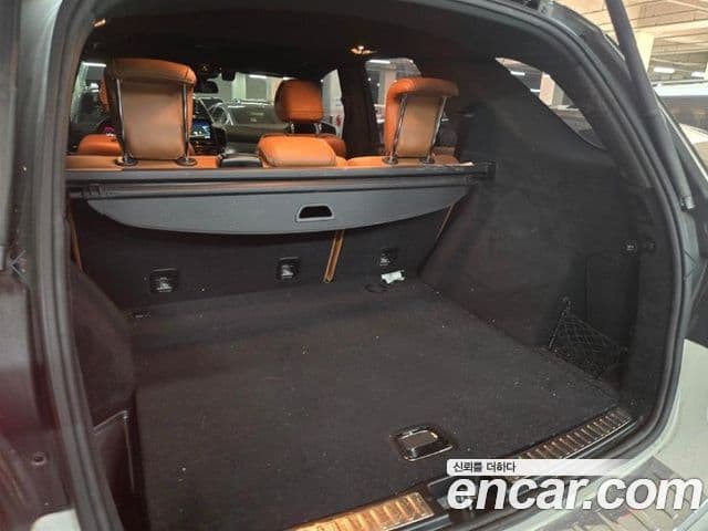 Mercedes-Benz GLE-Class 2018 — Şəkil 8/10