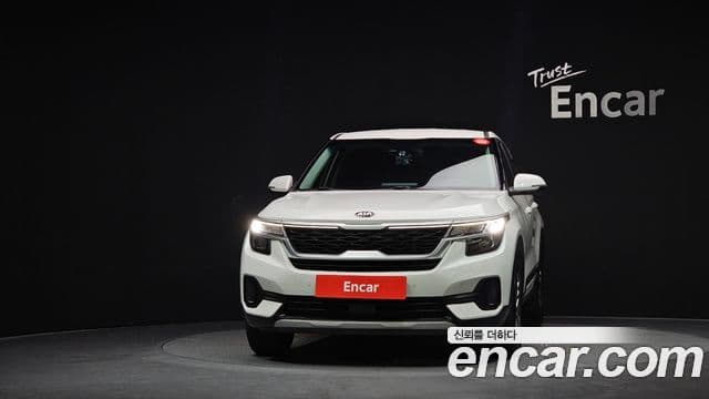 Kia Seltos 2019 — Фото 3/20