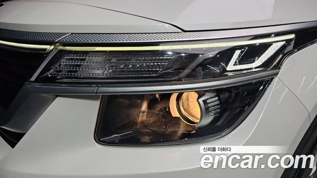 Kia Seltos 2019 — Şəkil 17/32