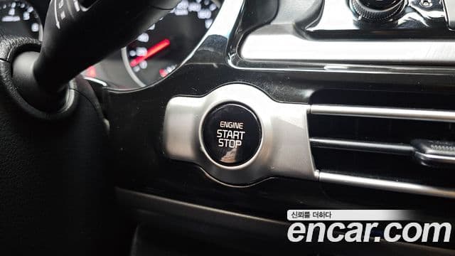 Kia Seltos 2019 — Şəkil 11/32