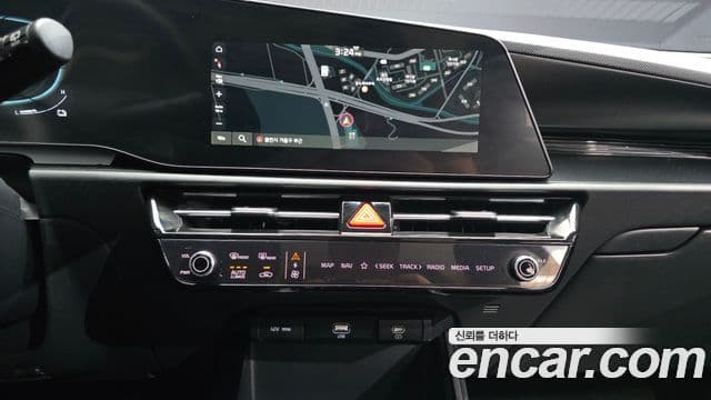 Kia Niro 2022 — Şəkil 15/20