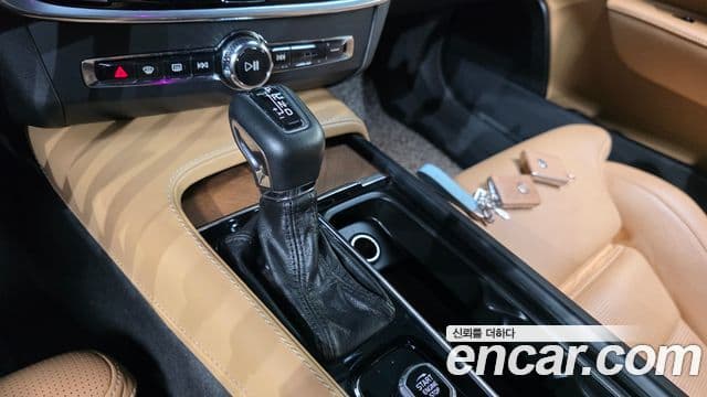 Volvo S90 2019 — ფოტო 10/20