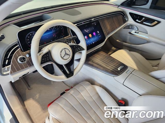 Mercedes-Benz E-Class 2026 — Фото 11/20