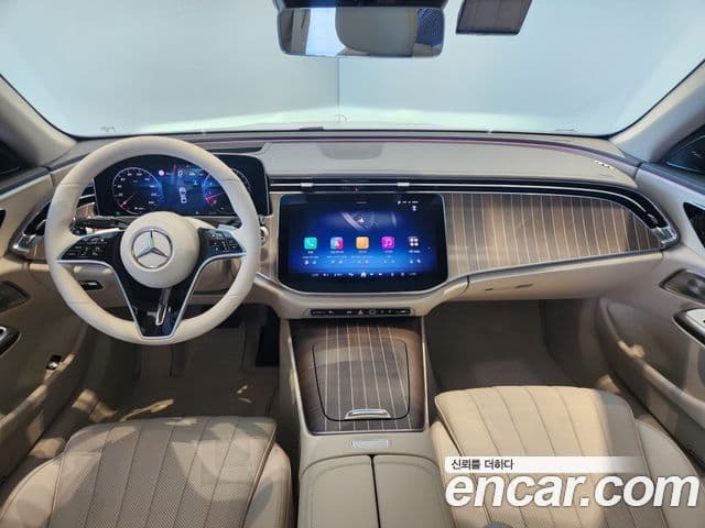 Mercedes-Benz E-Class 2026 — Фото 13/20