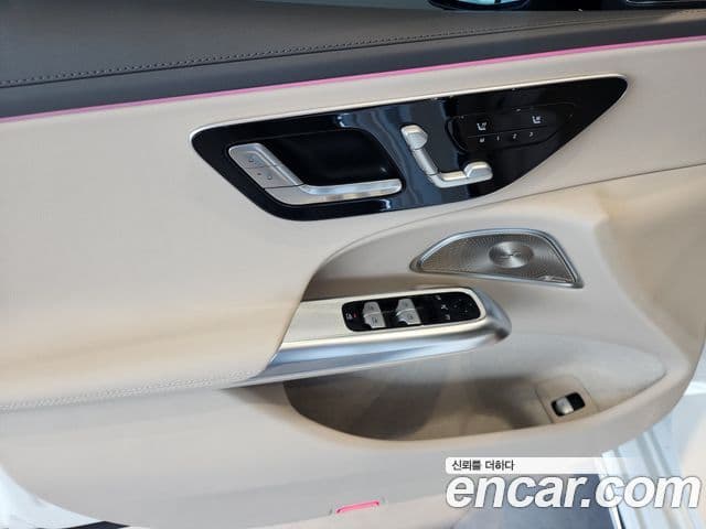 Mercedes-Benz E-Class 2026 — Фото 17/20