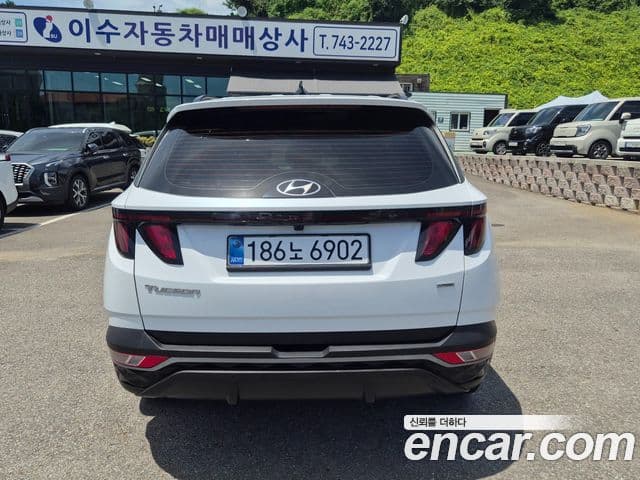 Hyundai The New Tucson 2023 — ფოტო 5/17