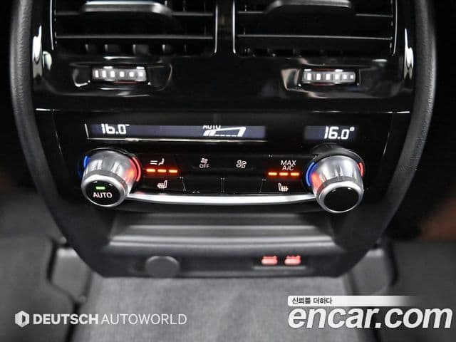 BMW 5 Series 2023 — ფოტო 16/20