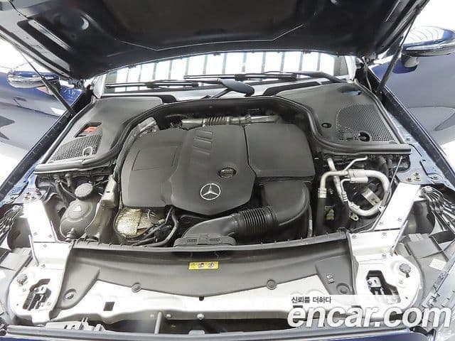 Mercedes-Benz E-Class 2018 — Фото 6/20