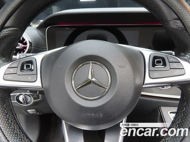 Mercedes-Benz E-Class 2018 — Фото 12/20