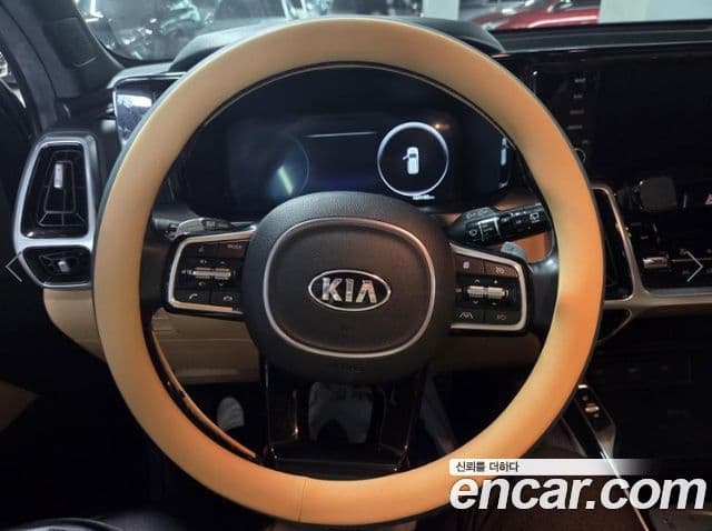 Kia Sorento 2020 — Фото 13/20