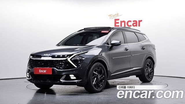 Kia Sportage 2023 — ფოტო 11/20