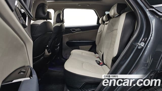 Kia Sportage 2023 — ფოტო 12/20