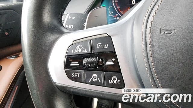 BMW X5 2020 — ფოტო 17/20