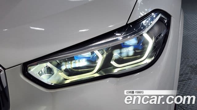 BMW X5 2020 — ფოტო 27/38