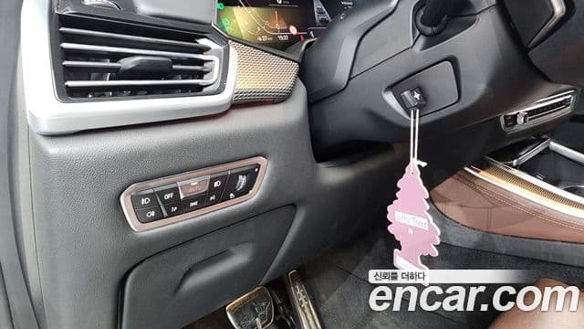 BMW X5 2020 — ფოტო 30/38