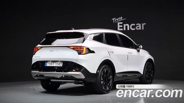 Kia Sportage 2025 — Фото 2/20