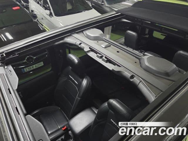 Jeep Wrangler 2020 — Şəkil 18/18